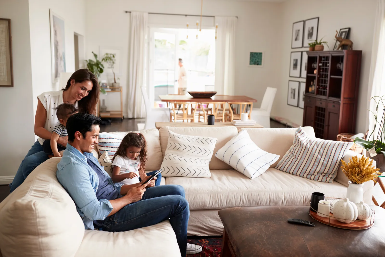 Family relaxing in living room 1600